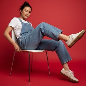 NEW  IN BOX Vans Sport Low Marshmallow White Gum Sole - Women’s 6.5 / Men’s 5